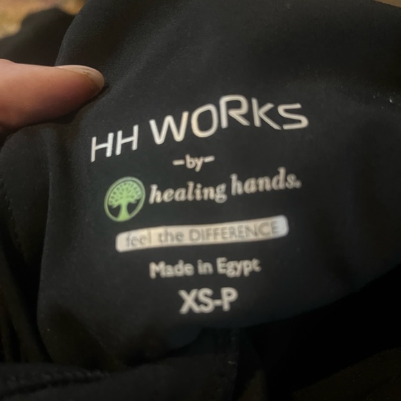 healing hands scrub pants, healing hands scrub top, 1 pair of jogger scrubs. - Picture 4 of 7